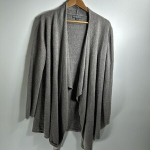 Barefoot Dreams bamboo chic light style 436 open waterfall cardigan size L/XL.